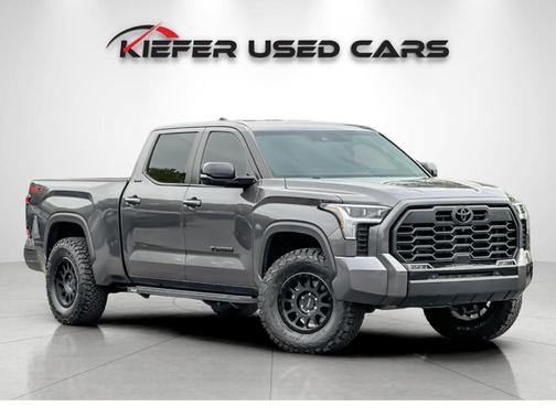 Magnetic Gray Metallic 2024 Toyota Tundra Limited