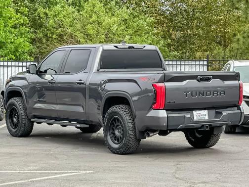 Magnetic Gray Metallic 2024 Toyota Tundra Limited