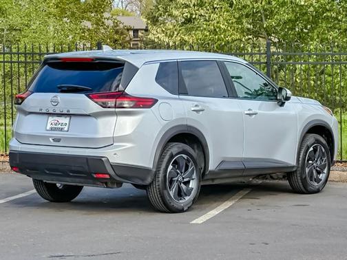 Brilliant Silver Metallic 2025 Nissan Rogue SV