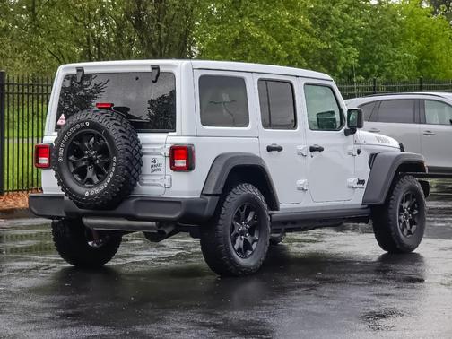 Bright White Clearcoat 2022 Jeep Wrangler Unlimited Sport