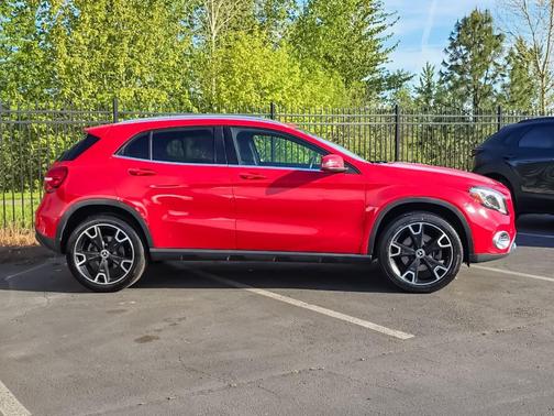2020 Mercedes-Benz GLA 250 Base