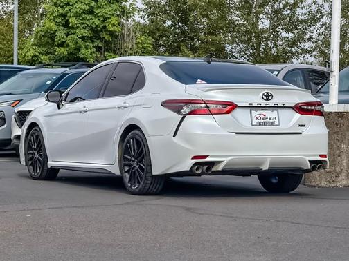 Wind Chill Pearl 2023 Toyota Camry XSE