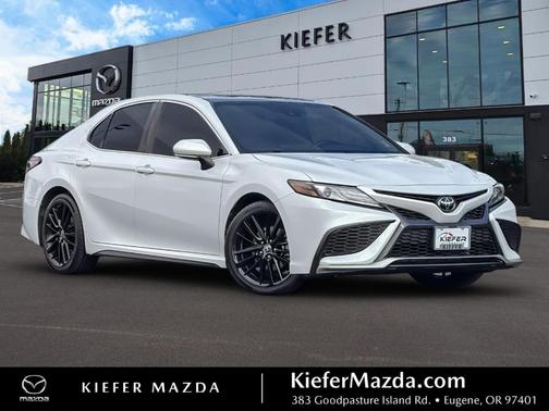 Wind Chill Pearl 2023 Toyota Camry XSE