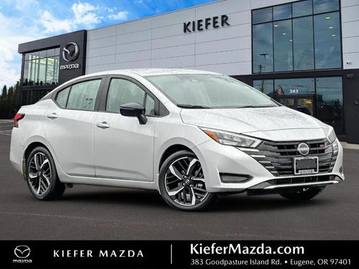 2023 Nissan Versa 1.6 SR