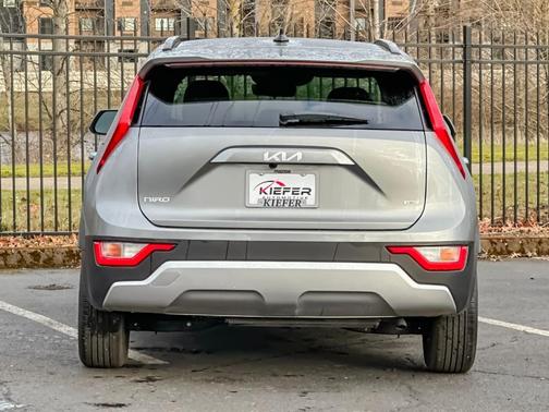 2024 Kia Niro LX
