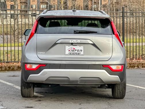 2024 Kia Niro LX