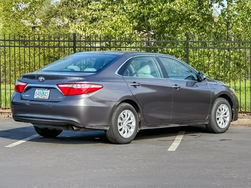 Predawn Gray Mica 2016 Toyota Camry LE