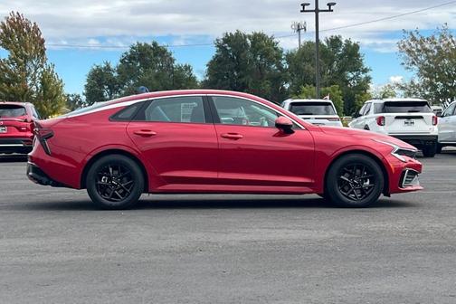 2025 Kia K5 LXS