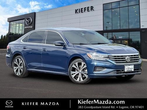 Tourmaline Blue Metallic 2022 Volkswagen Passat 2.0T SE
