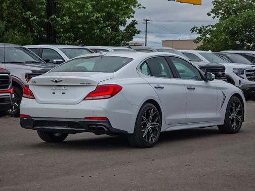 Uyuni White 2020 Genesis G70 2.0T