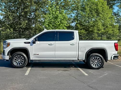 Summit White 2020 GMC Sierra 1500 AT4