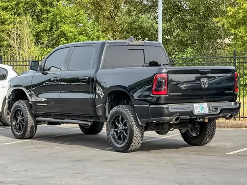 Diamond Black 2019 RAM 1500 Big Horn