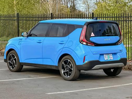 Surf Blue 2025 Kia Soul EX
