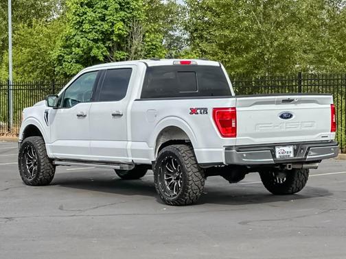 White 2023 Ford F-150 XLT