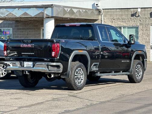 2022 GMC Sierra 2500 SLE