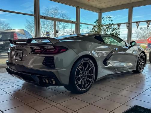 2023 Chevrolet Corvette Stingray w/3LT