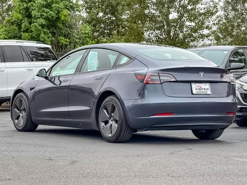 Midnight Silver Metallic 2023 Tesla Model 3 Base