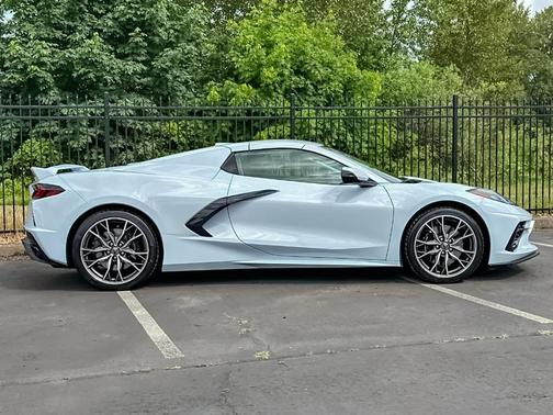 Ceramic Matrix Gray Metallic 2024 Chevrolet Corvette Stingray w/3LT