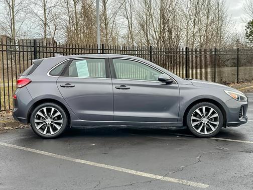 2019 Hyundai Elantra GT Base