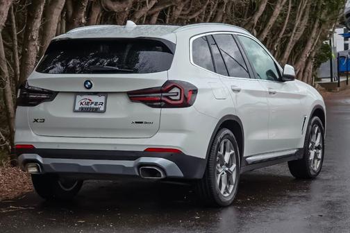 Alpine White 2024 BMW X3 xDrive30i