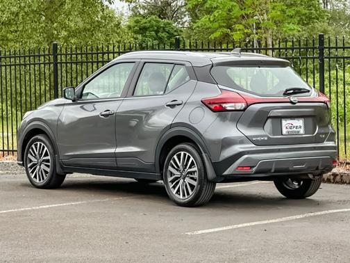 Gun Metallic 2023 Nissan Kicks SV