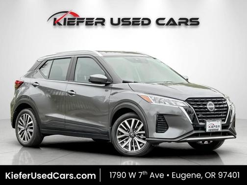 Gun Metallic 2023 Nissan Kicks SV