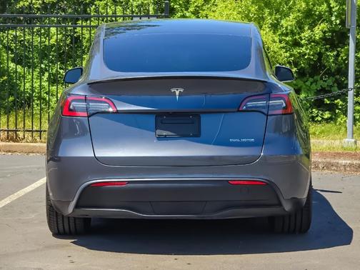 Gray 2022 Tesla Model Y Performance