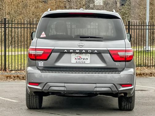 2022 Nissan Armada SL