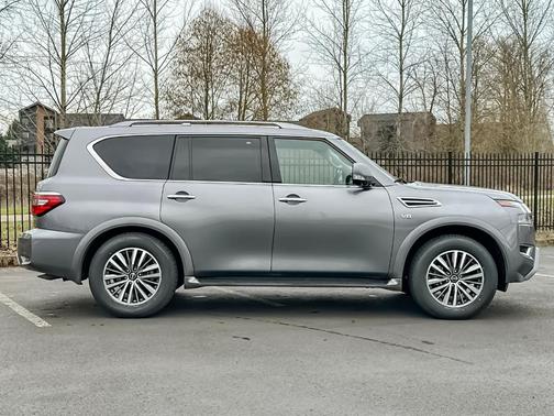 2022 Nissan Armada SL