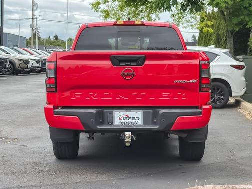 Red Alert 2023 Nissan Frontier PRO-4X