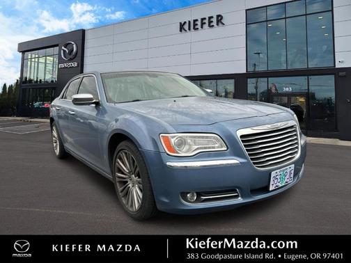 2011 Chrysler 300C Base