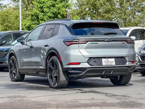 Sterling Gray Metallic 2025 Chevrolet Equinox EV RS