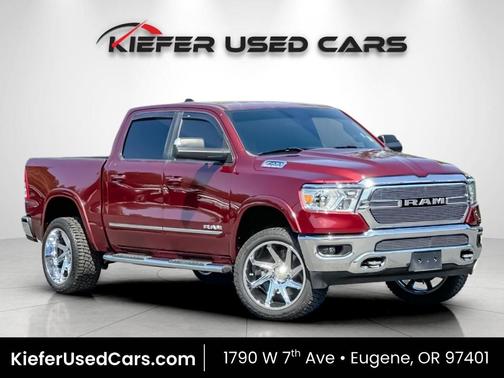 Delmonico Red Pearlcoat 2022 RAM 1500 Big Horn