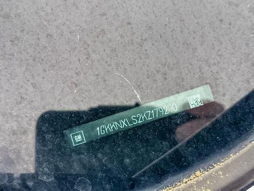 Summit White 2019 GMC Acadia Denali