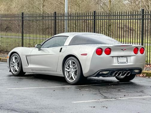 2006 Chevrolet Corvette Base