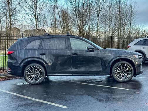 Jet Black Mica 2026 Mazda CX-70 CX-70