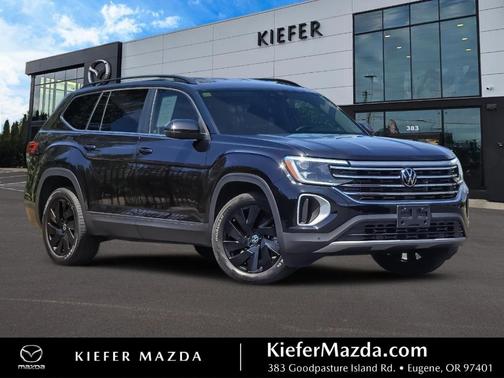 Deep Black Pearl Effect 2024 Volkswagen Atlas 2.0T SE
