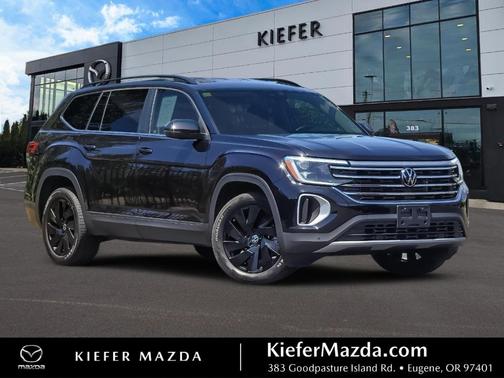 Deep Black Pearl Effect 2024 Volkswagen Atlas 2.0T SE