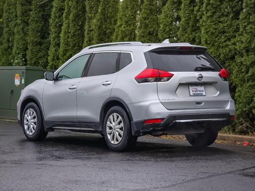 Brilliant Silver 2017 Nissan Rogue S