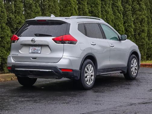 Brilliant Silver 2017 Nissan Rogue S