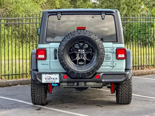 Earl Clearcoat 2024 Jeep Wrangler 4xe Sport