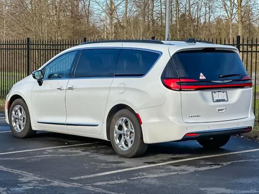 2023 Chrysler Pacifica Limited