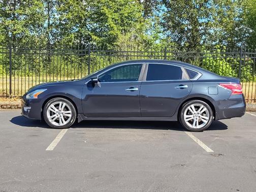 Storm Blue Metallic 2013 Nissan Altima 3.5 SV