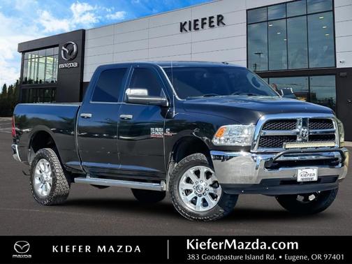 Brilliant Black Crystal Pearlcoat 2016 RAM 2500 Tradesman