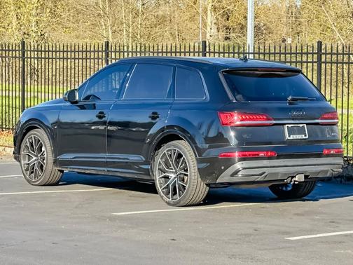 2021 Audi Q7 55 Prestige