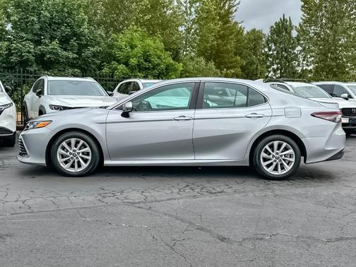 Celestial Silver Metallic 2021 Toyota Camry LE
