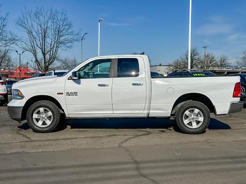 2018 RAM 1500 SLT
