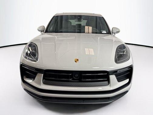 Chalk 2026 Porsche Macan Base