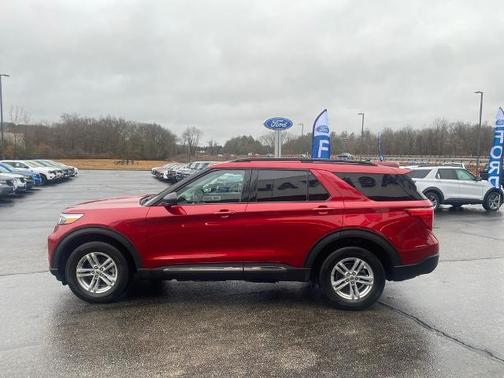 RAPID RED MET TINTED CC 2022 Ford Explorer XLT