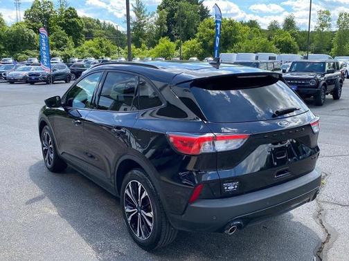 AGATE BLACK METALLIC 2021 Ford Escape SEL